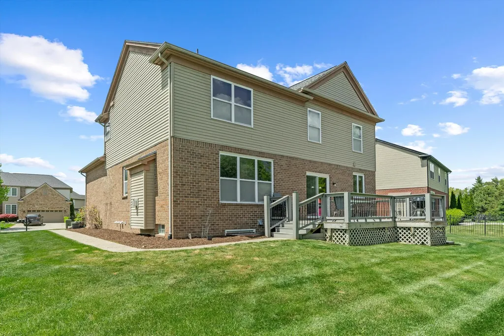 3727 Hogan Circle Rochester City MI 48307