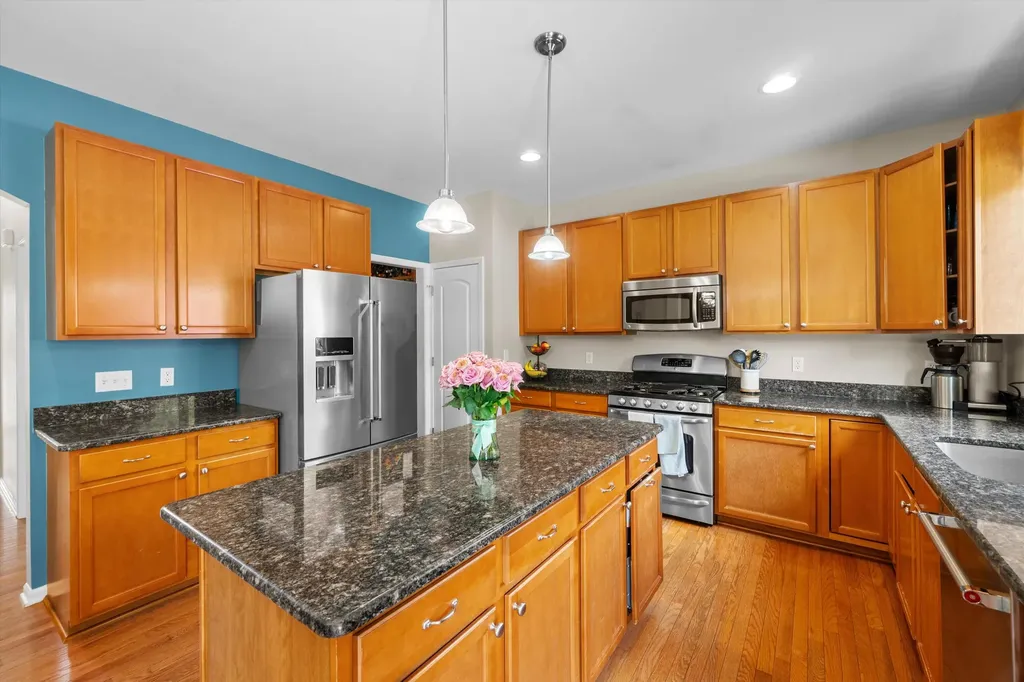 3727 Hogan Circle Rochester City MI 48307