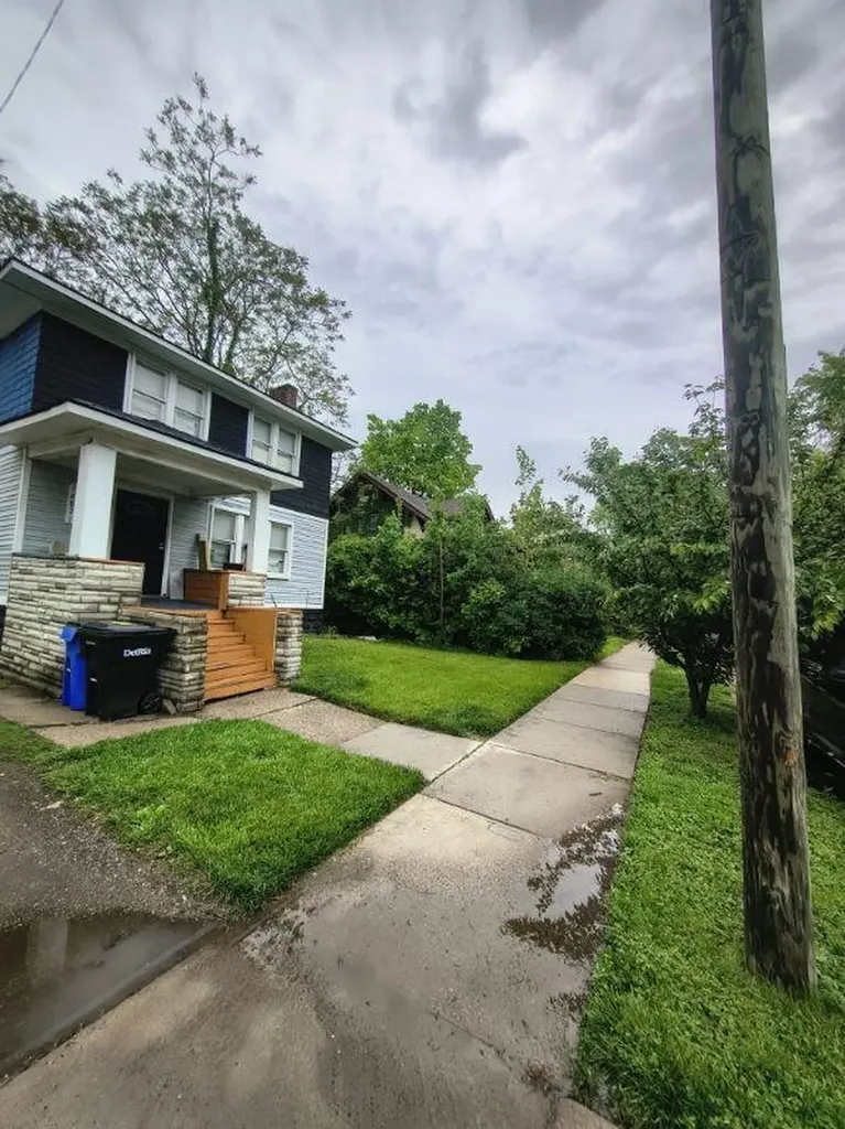 16871 Greydale Avenue Detroit City MI 48219