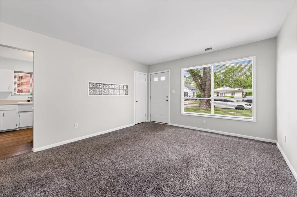 18628 Wakenden Street Redford Charter Township MI 48240