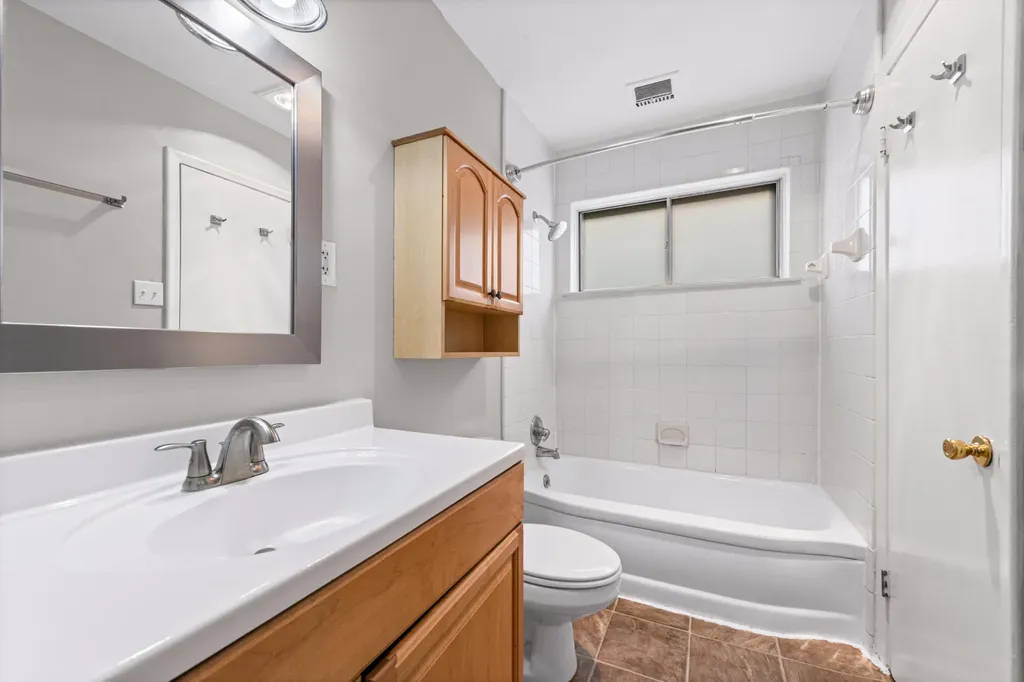 18628 Wakenden Street Redford Charter Township MI 48240