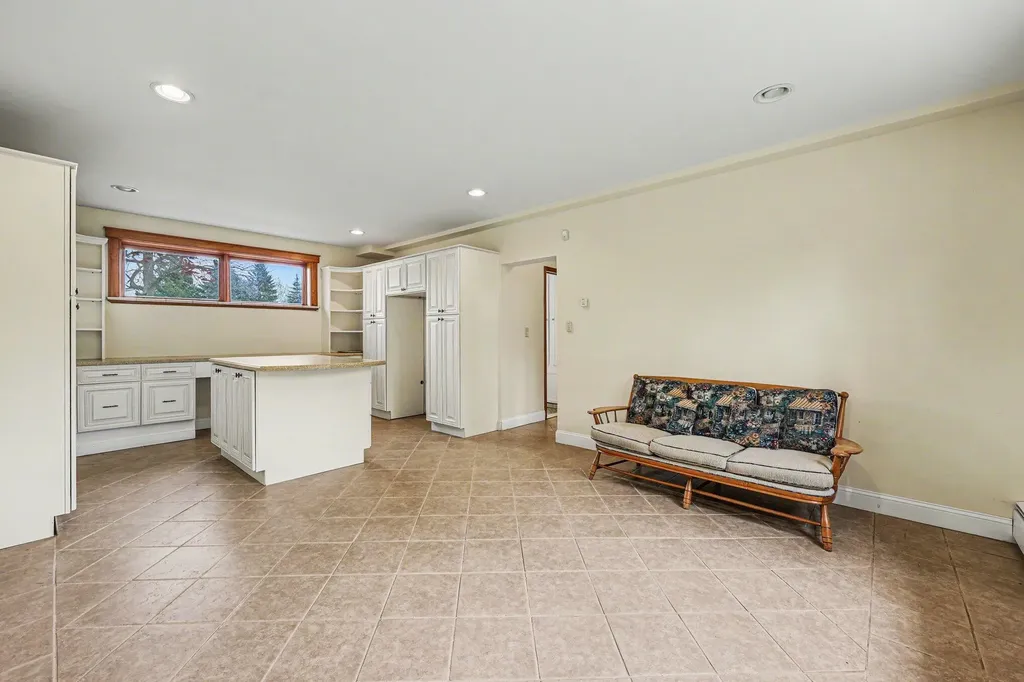6595 Napier Road Salem Township MI 48170