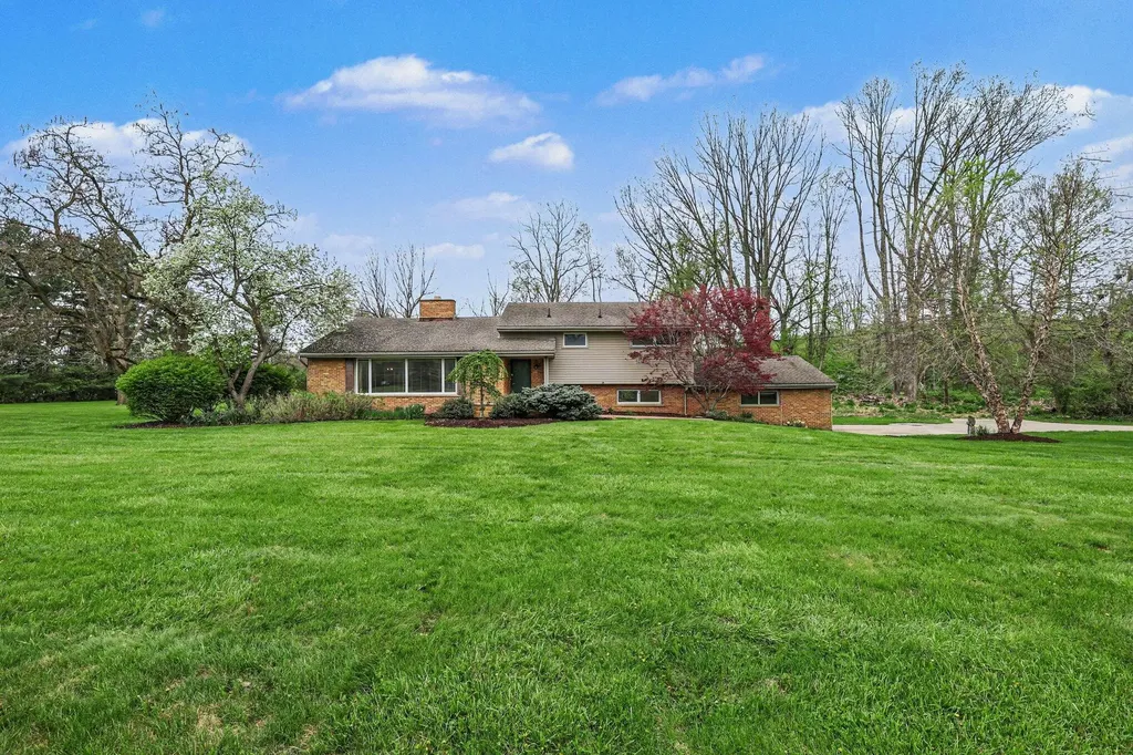 6595 Napier Road Salem Township MI 48170