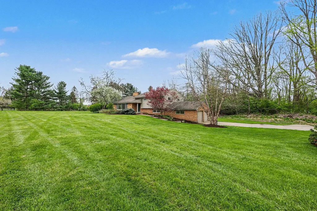 6595 Napier Road Salem Township MI 48170