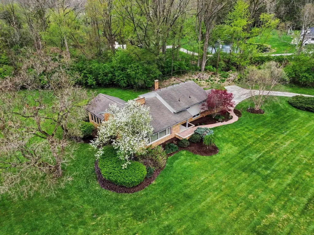6595 Napier Road Salem Township MI 48170