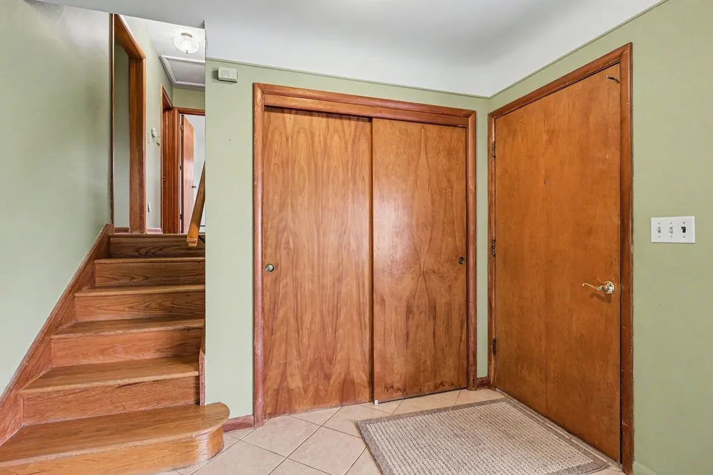 6595 Napier Road Salem Township MI 48170