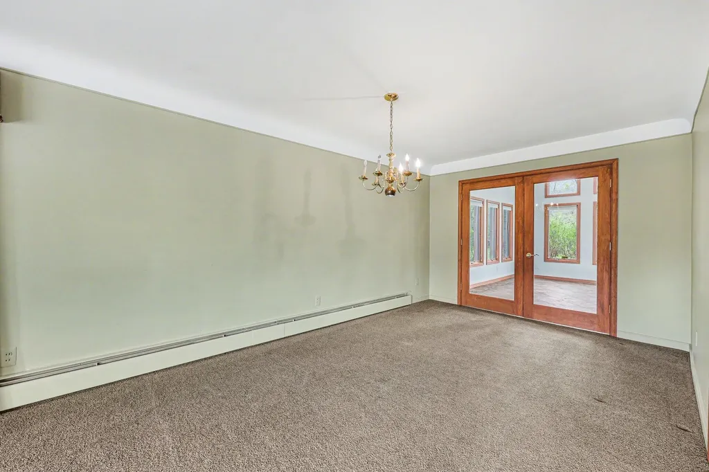 6595 Napier Road Salem Township MI 48170