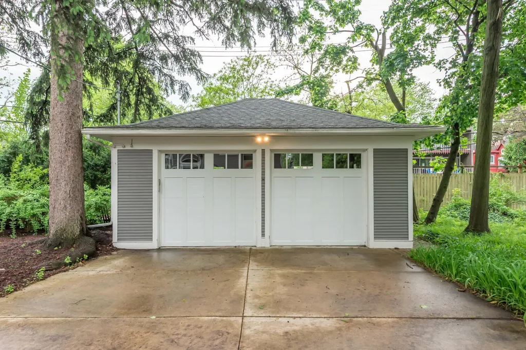 916 Olivia Avenue Ann Arbor City MI 48104