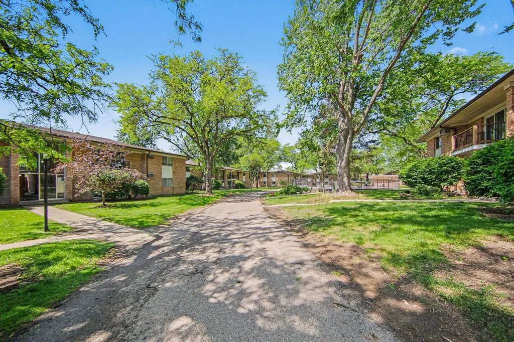 1261 Island Drive Ann Arbor City MI 48105