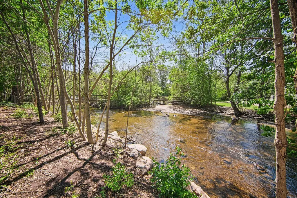 1261 Island Drive Ann Arbor City MI 48105