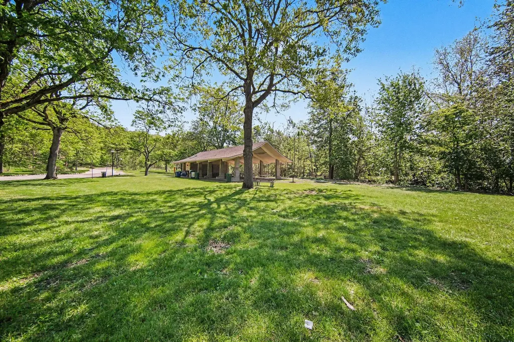 1261 Island Drive Ann Arbor City MI 48105