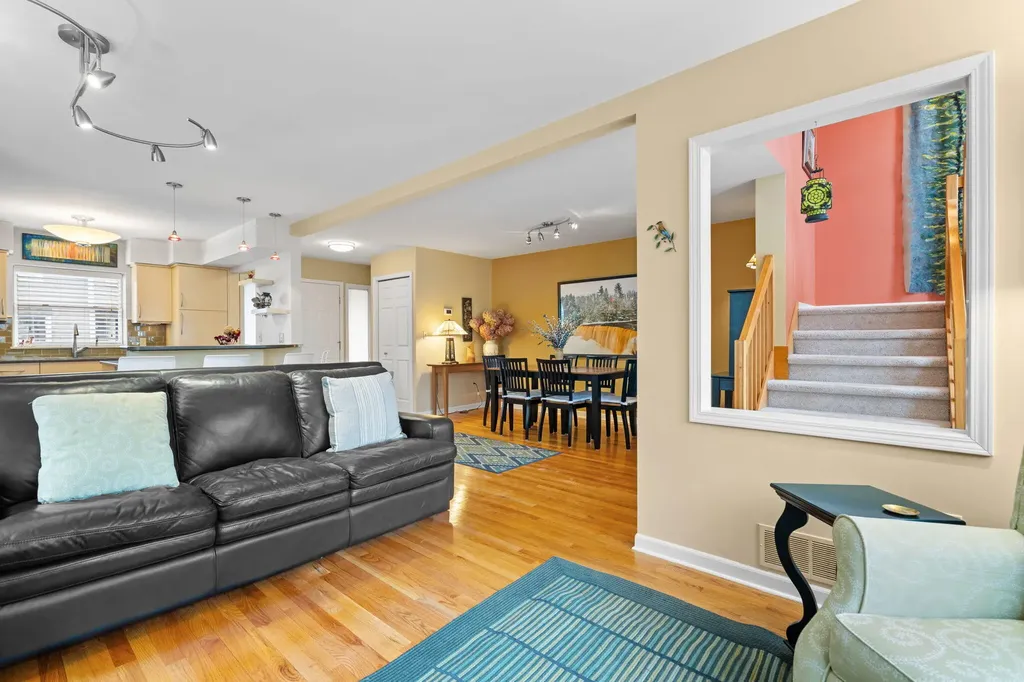 663 N 5th Avenue Ann Arbor City MI 48104