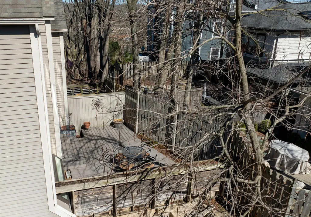 663 N 5th Avenue Ann Arbor City MI 48104