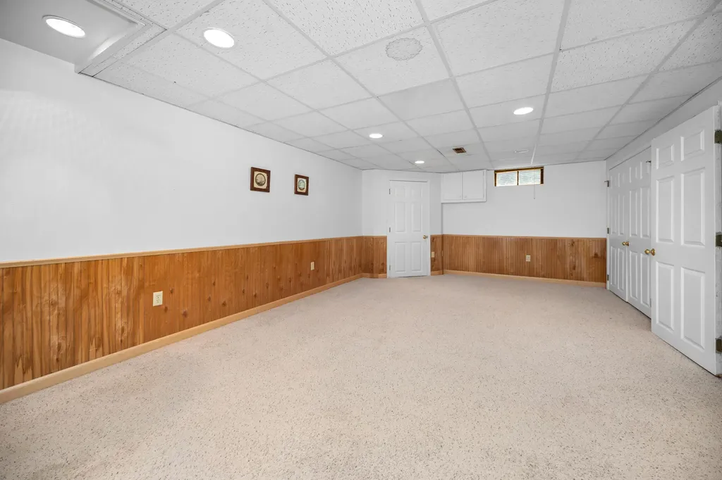 210 Whitney Drive Rochester Hills City MI 48307