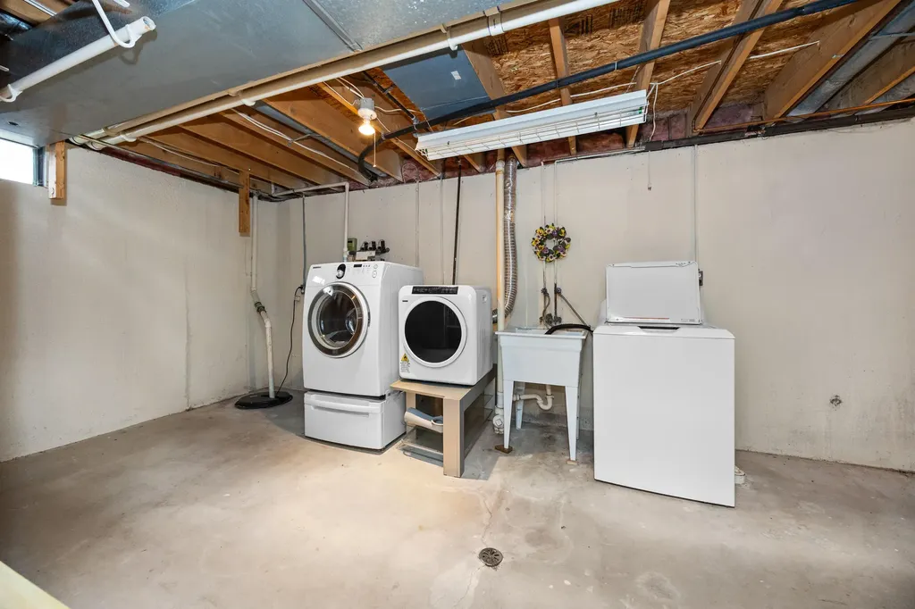 210 Whitney Drive Rochester Hills City MI 48307