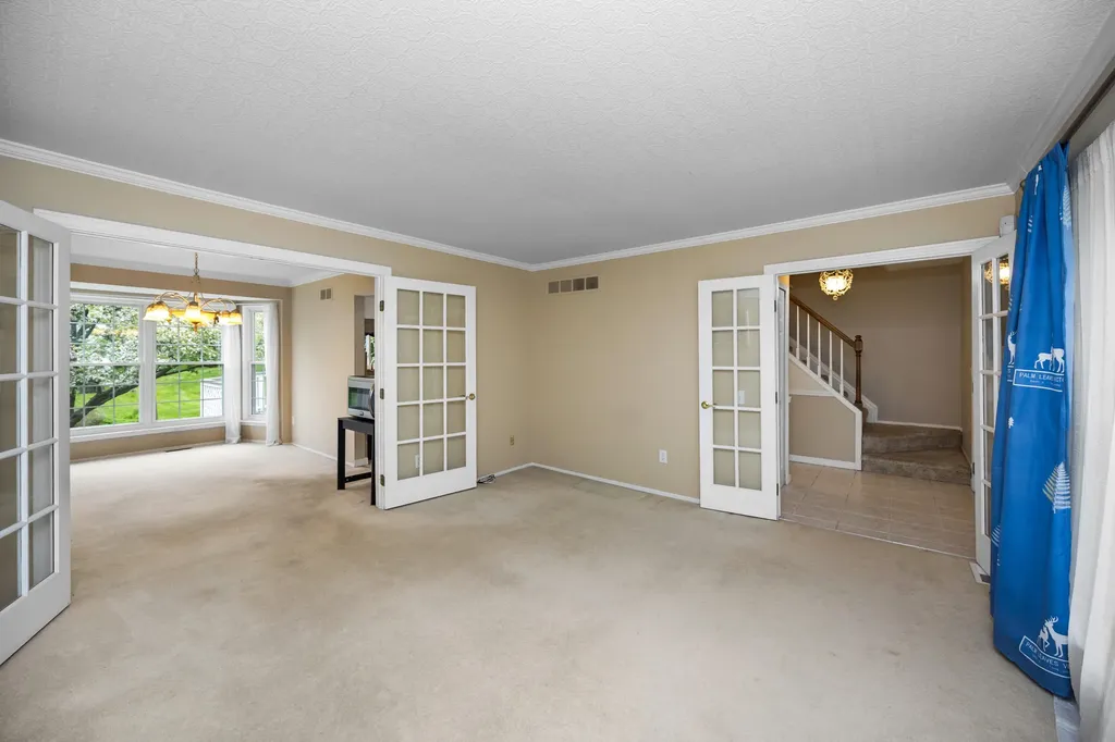 210 Whitney Drive Rochester Hills City MI 48307