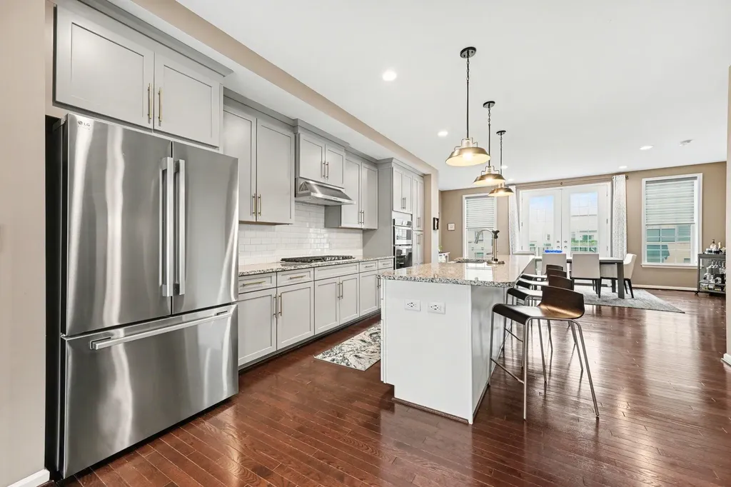 2733 S Spurway Drive Ann Arbor City MI 48105