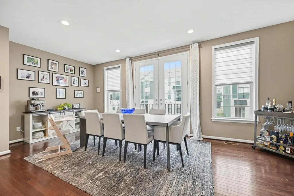 2733 S Spurway Drive Ann Arbor City MI 48105