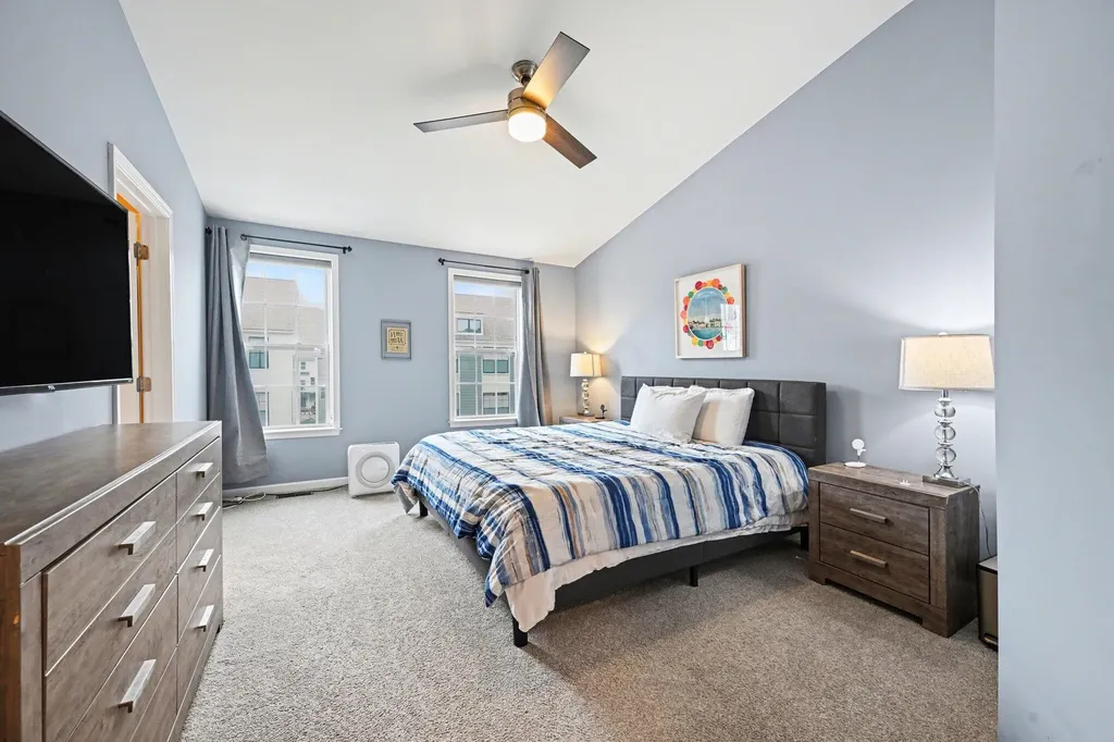 2733 S Spurway Drive Ann Arbor City MI 48105