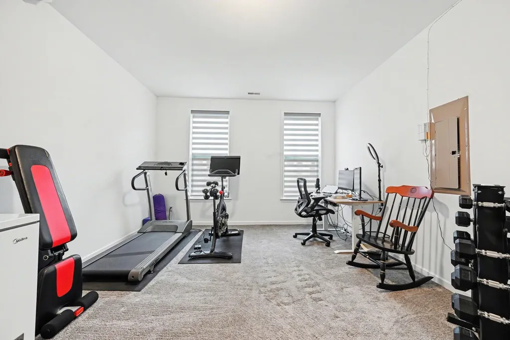 2733 S Spurway Drive Ann Arbor City MI 48105