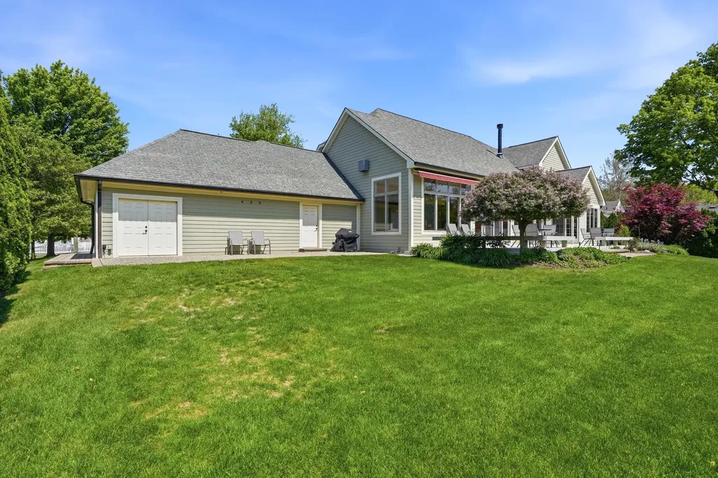 1919 Greenleaf Drive Royal Oak City MI 48067