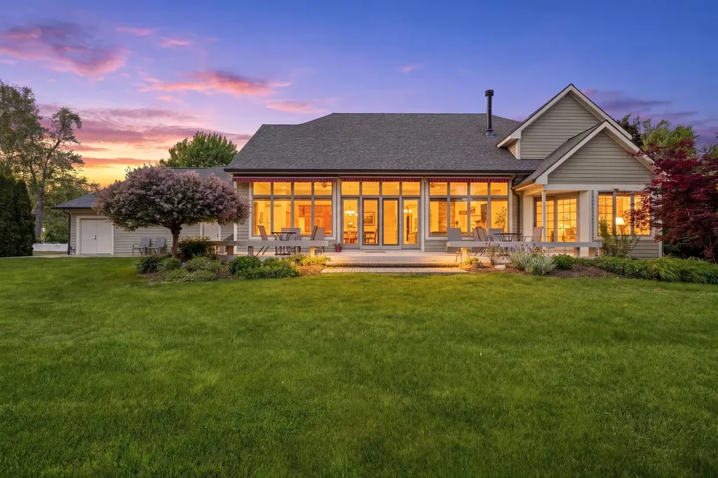 1919 Greenleaf Drive Royal Oak City MI 48067