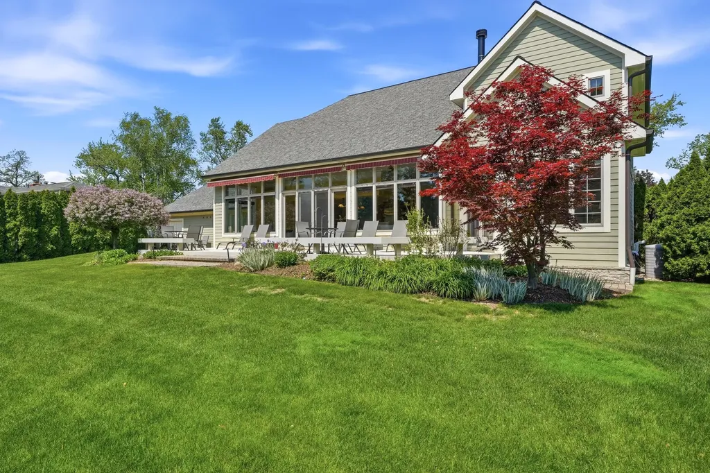 1919 Greenleaf Drive Royal Oak City MI 48067