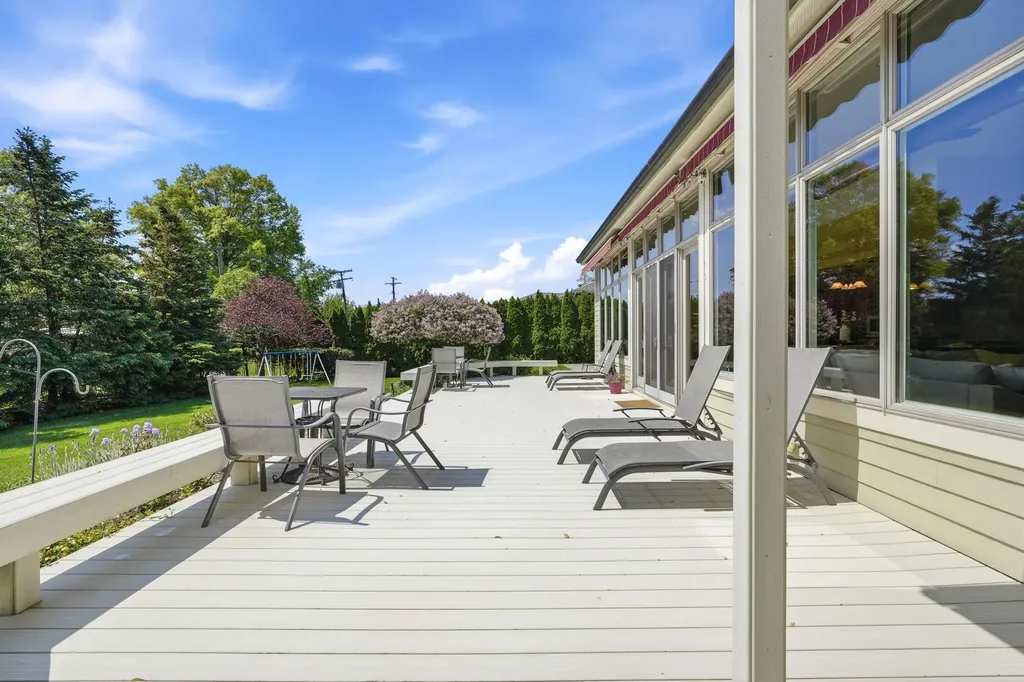 1919 Greenleaf Drive Royal Oak City MI 48067