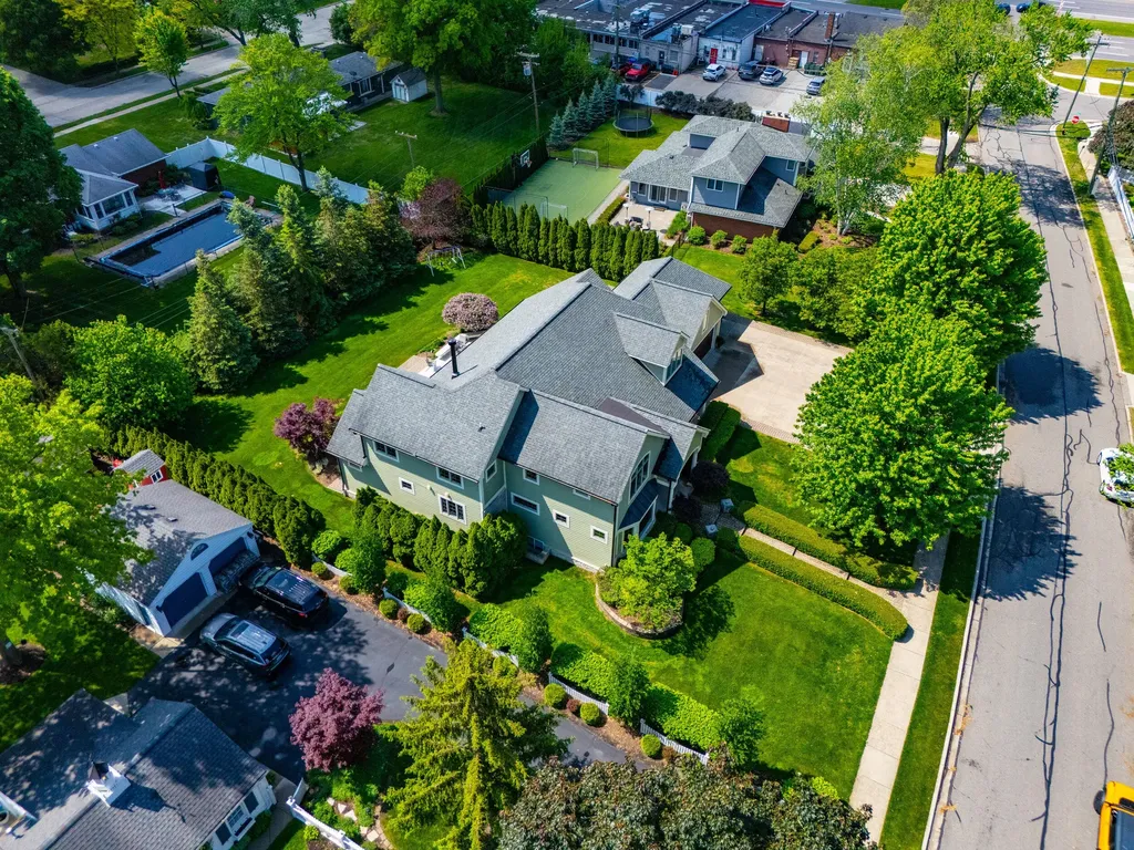 1919 Greenleaf Drive Royal Oak City MI 48067