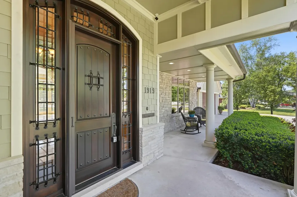 1919 Greenleaf Drive Royal Oak City MI 48067