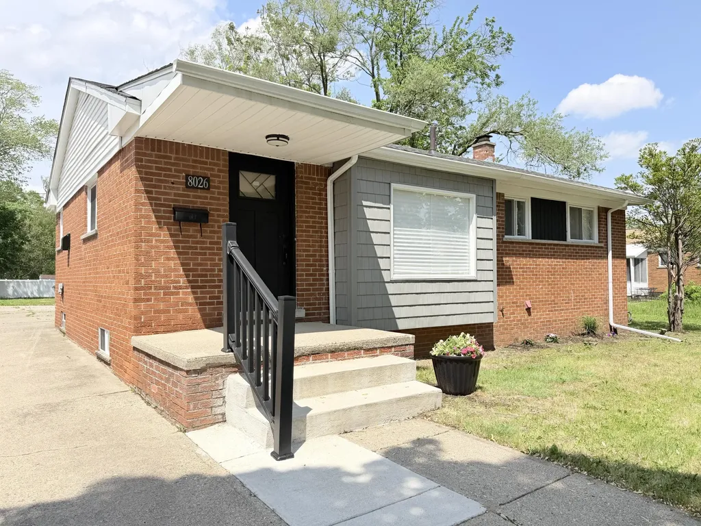 8026 Pembroke Avenue Detroit City MI 48221