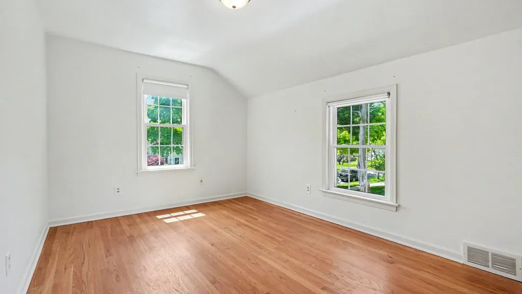 2030 Devolson Avenue Ann Arbor City MI 48104