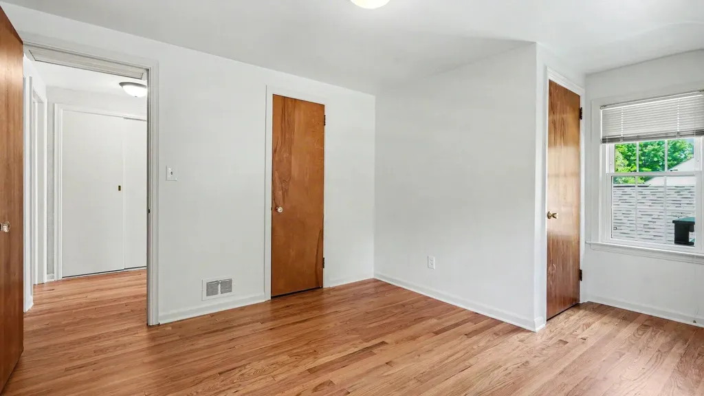 2030 Devolson Avenue Ann Arbor City MI 48104