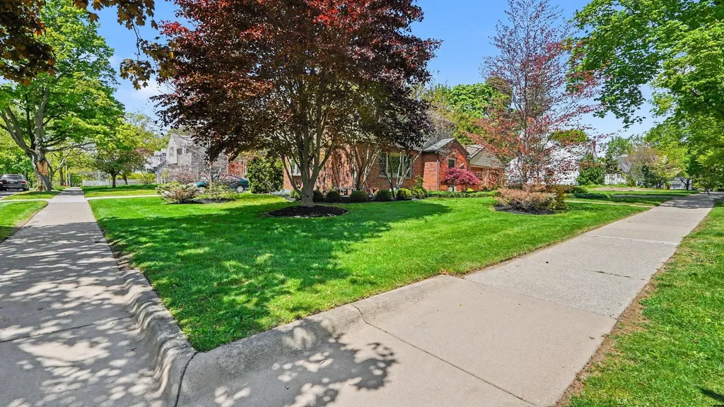 2030 Devolson Avenue Ann Arbor City MI 48104