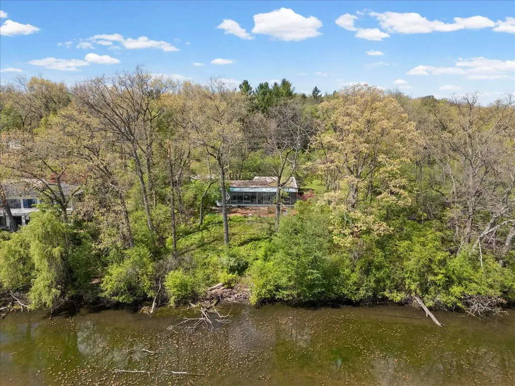 3575 E Huron River Drive Ann Arbor City MI 48104