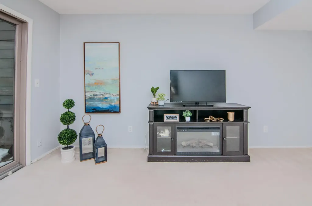 3017 Lakehaven Court Ann Arbor City MI 48105