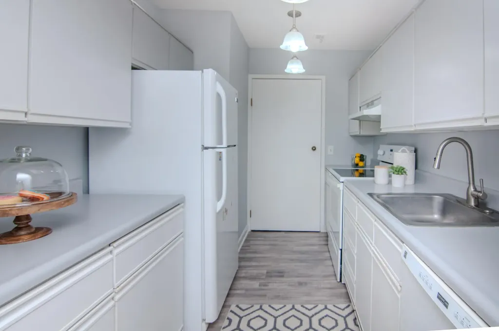 3017 Lakehaven Court Ann Arbor City MI 48105