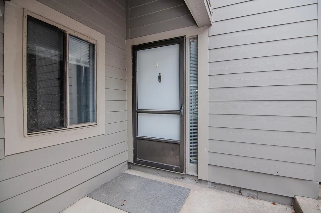 3017 Lakehaven Court Ann Arbor City MI 48105