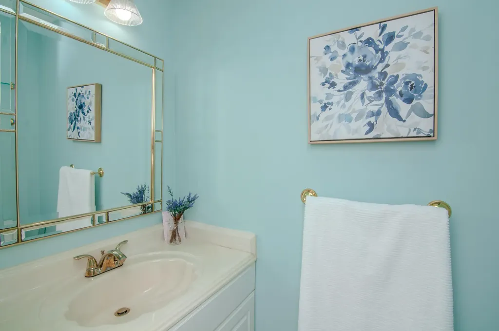 3017 Lakehaven Court Ann Arbor City MI 48105