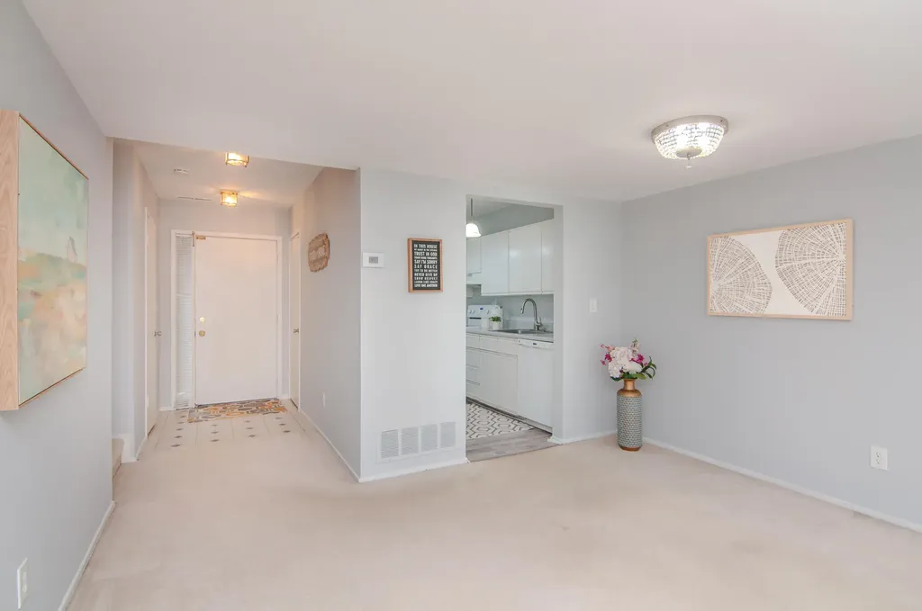 3017 Lakehaven Court Ann Arbor City MI 48105