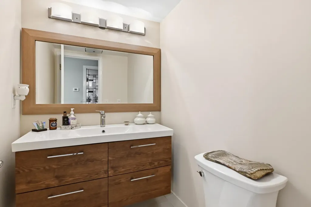 18 Northwick Court Ann Arbor City MI 48105