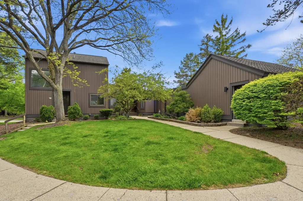18 Northwick Court Ann Arbor City MI 48105