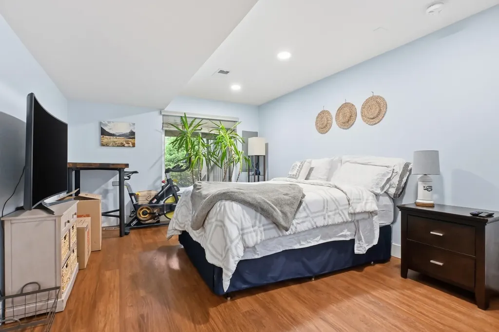 18 Northwick Court Ann Arbor City MI 48105