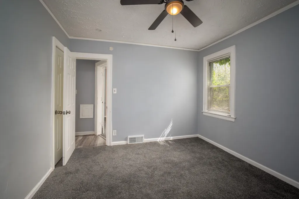 15752 Ward Avenue Detroit City MI 48227