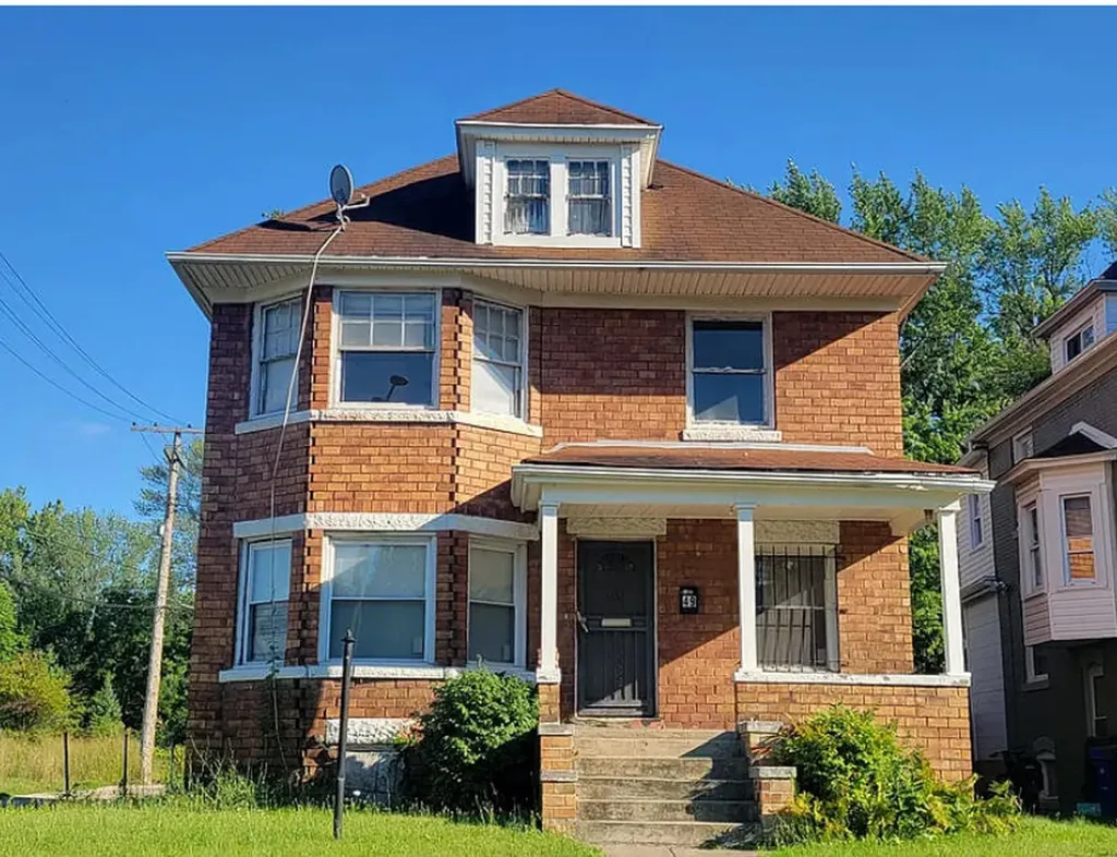 49 Calvert Avenue Detroit City MI 48202