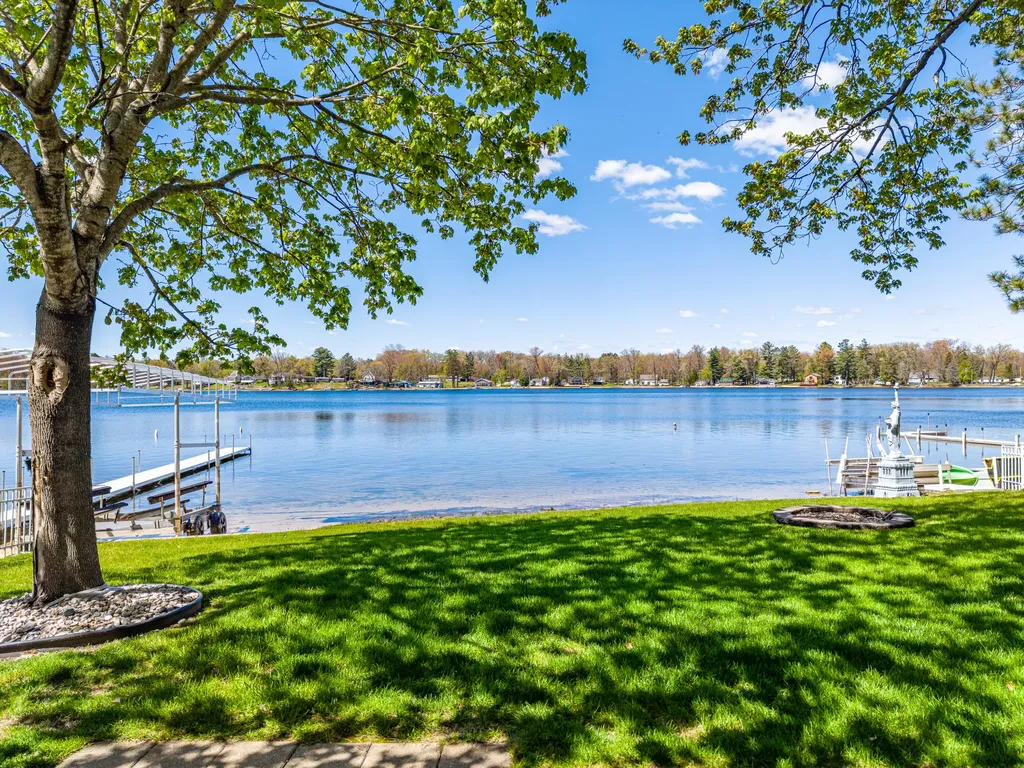 4625 Lake Resort Sage Township MI 48624