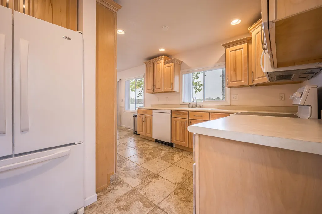 4625 Lake Resort Sage Township MI 48624