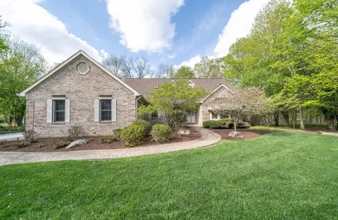34554 Quaker Valley Road Farmington Hills City MI 48331
