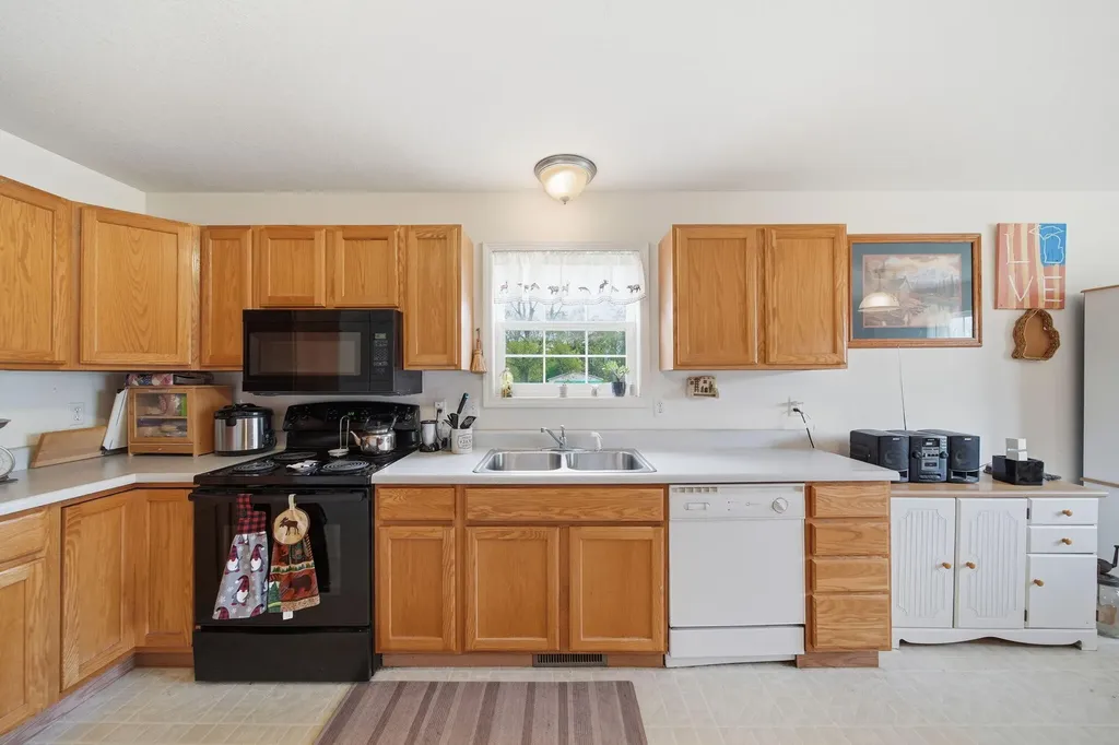 3427 Leeomi Drive Raisin Township MI 49229
