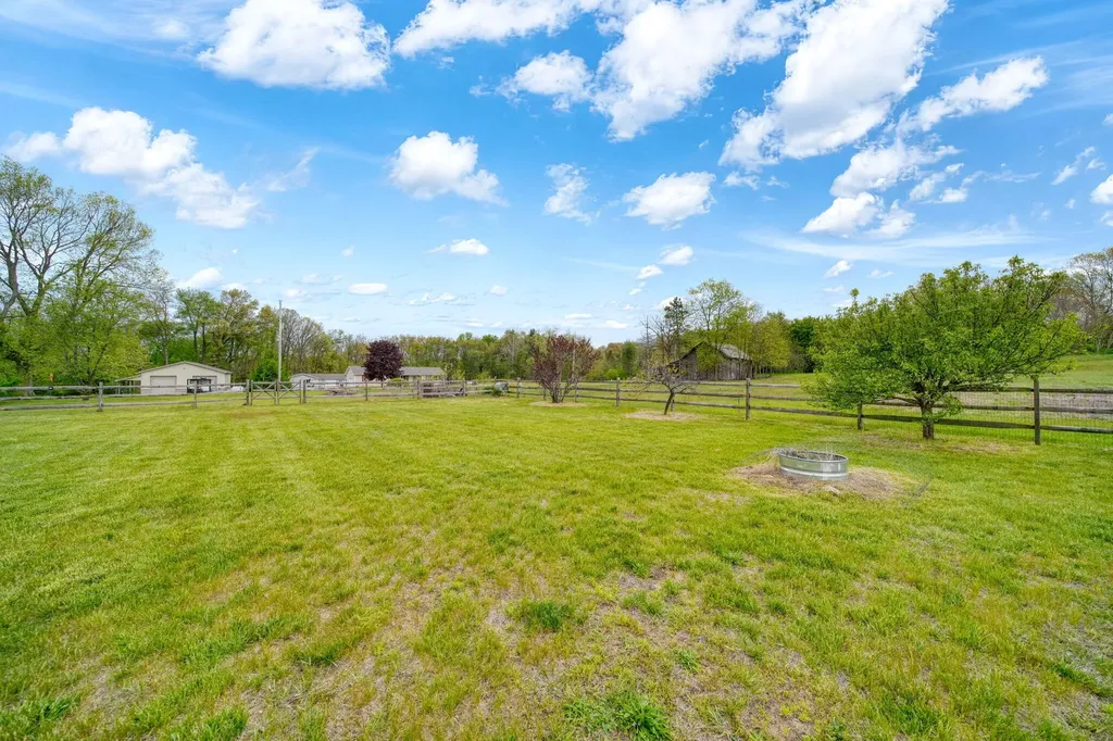 3427 Leeomi Drive Raisin Township MI 49229